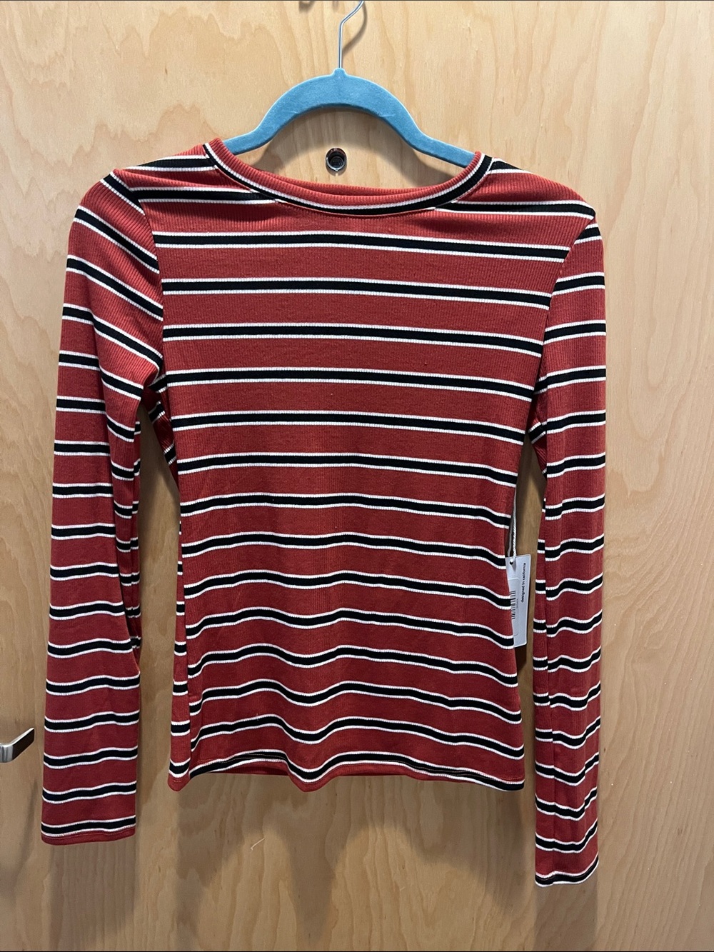 Women's Striped Long-Sleeve Ribbed Top in Rust/Black